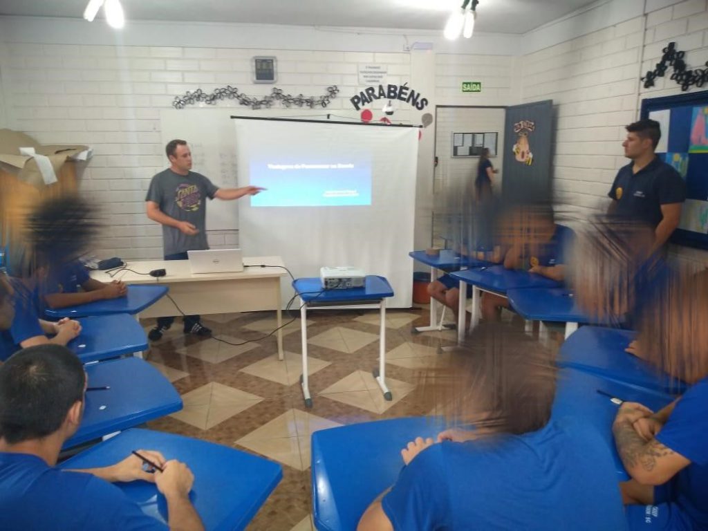 Jovens do CASEP de Caçador são beneficiados por Oficinas Socioeducativas