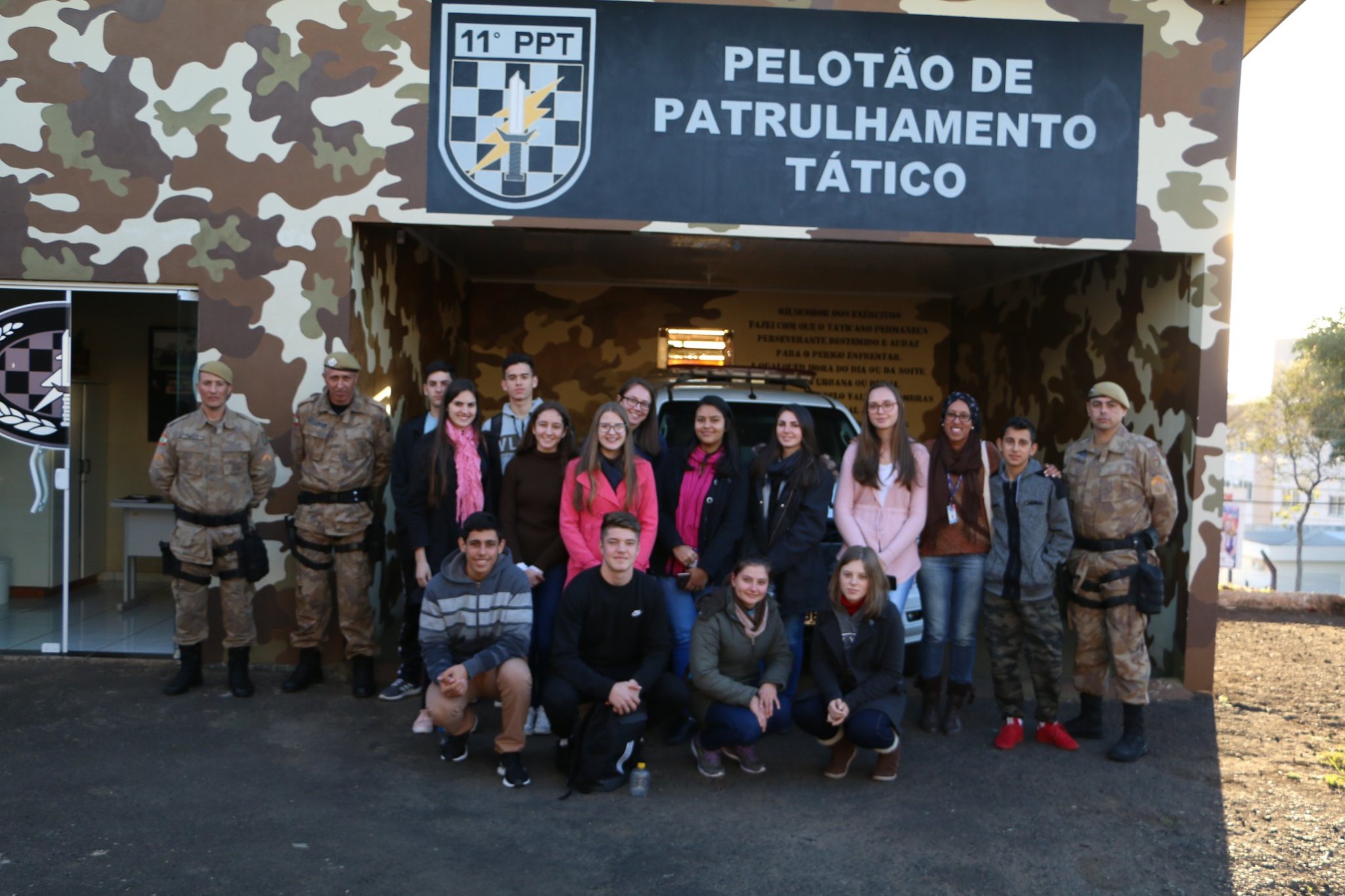 Aprendizes de SMO conhecem 11° Batalhão da Polícia Militar de Fronteira