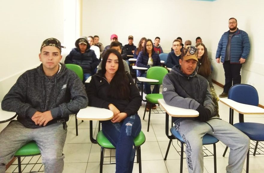 14 jovens estão participando do PIT em Lages