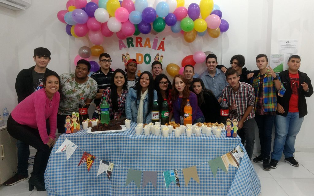 Aprendizes do CIEE São José organizam Festa Julina