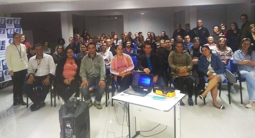 Encontro de Famílias de Tubarão promove dinâmicas e troca de experiências