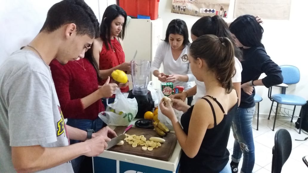 Aprendizes de Jaraguá do Sul realizam atividade sobre alimentação saudável