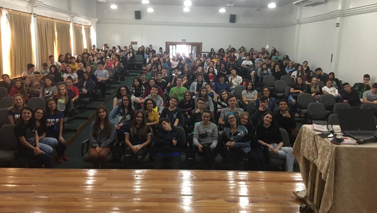 Workshop de Vivências Profissionais do CIEE Chapecó destaca escolhas profissionais