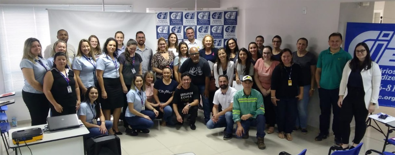 CIEE Tubarão realiza reunião com gestores de aprendizagem