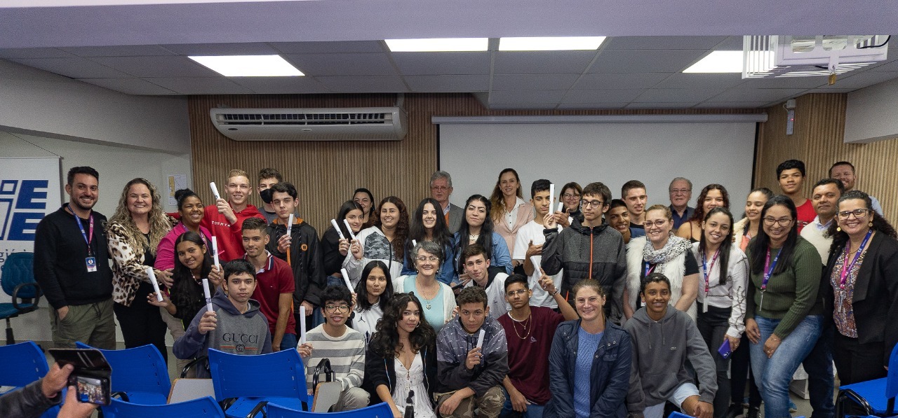 CIEE/SC forma 38 adolescentes e jovens no Programa de Iniciação ao Trabalho –PIT em Blumenau